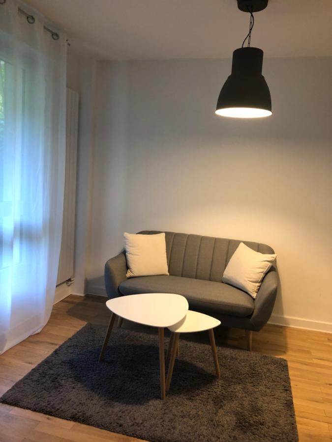 Trés Beau Studio  Neuilly-sur-Seine Exterior foto
